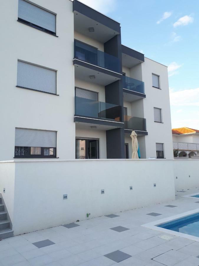 Apartment Marina Trogir Bagian luar foto