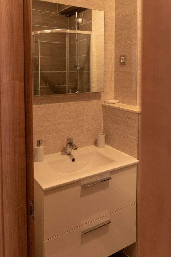 Apartment Marina Trogir Bagian luar foto