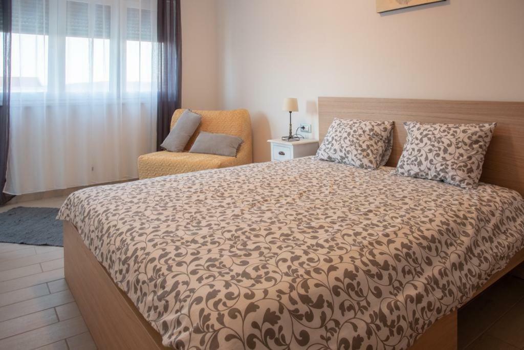 Apartment Marina Trogir Bagian luar foto
